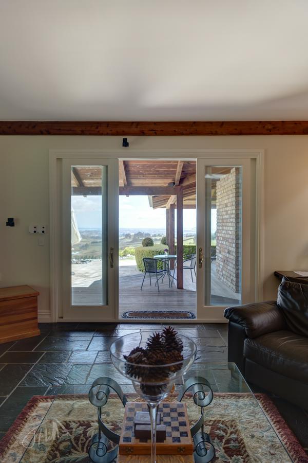 Eagle Ridge Lodge Тауранга Екстериор снимка