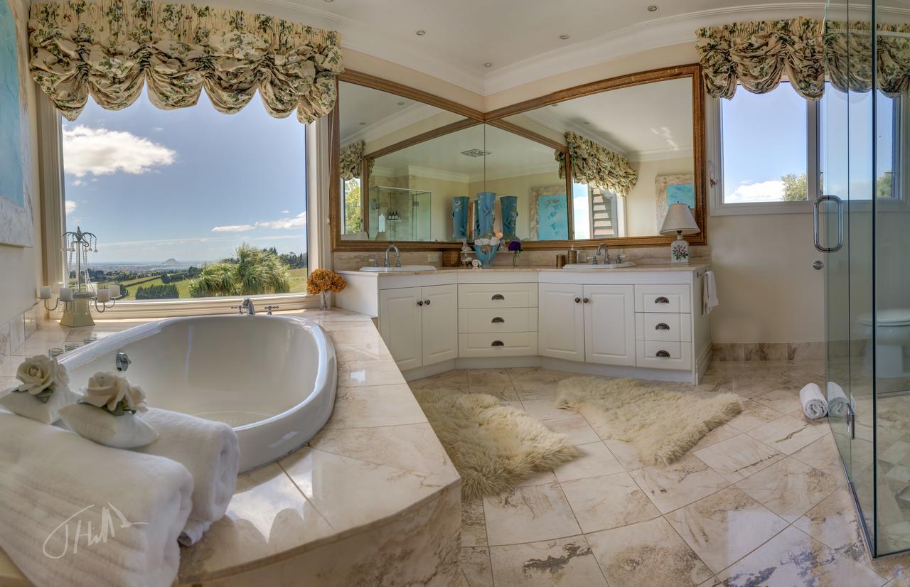 Eagle Ridge Lodge Тауранга Екстериор снимка