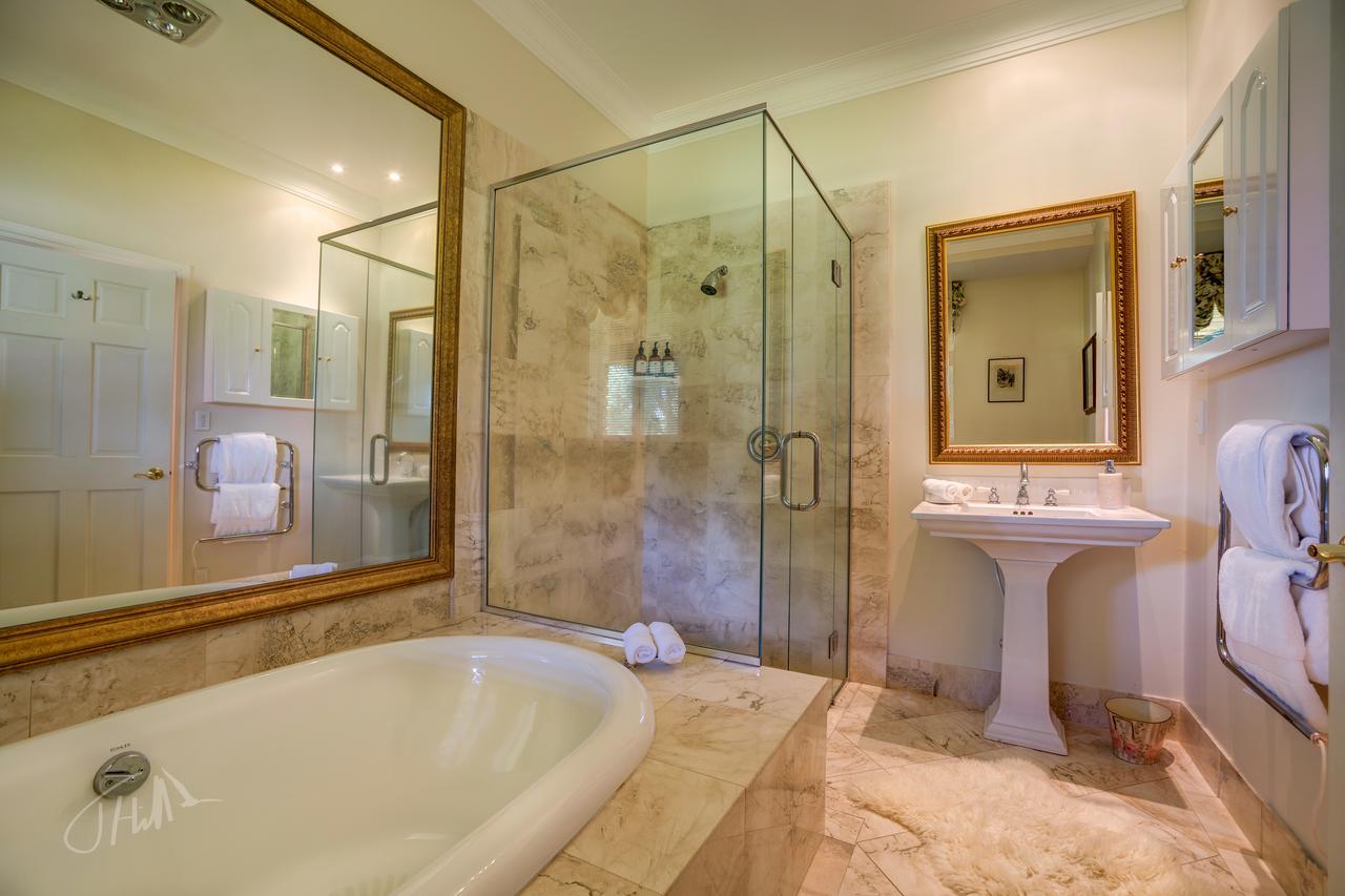 Eagle Ridge Lodge Тауранга Екстериор снимка