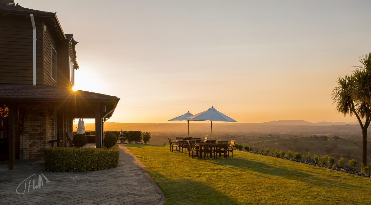 Eagle Ridge Lodge Тауранга Екстериор снимка